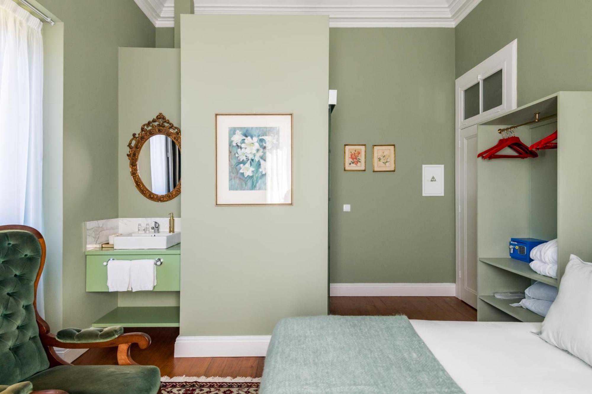 Camelia Boutique House