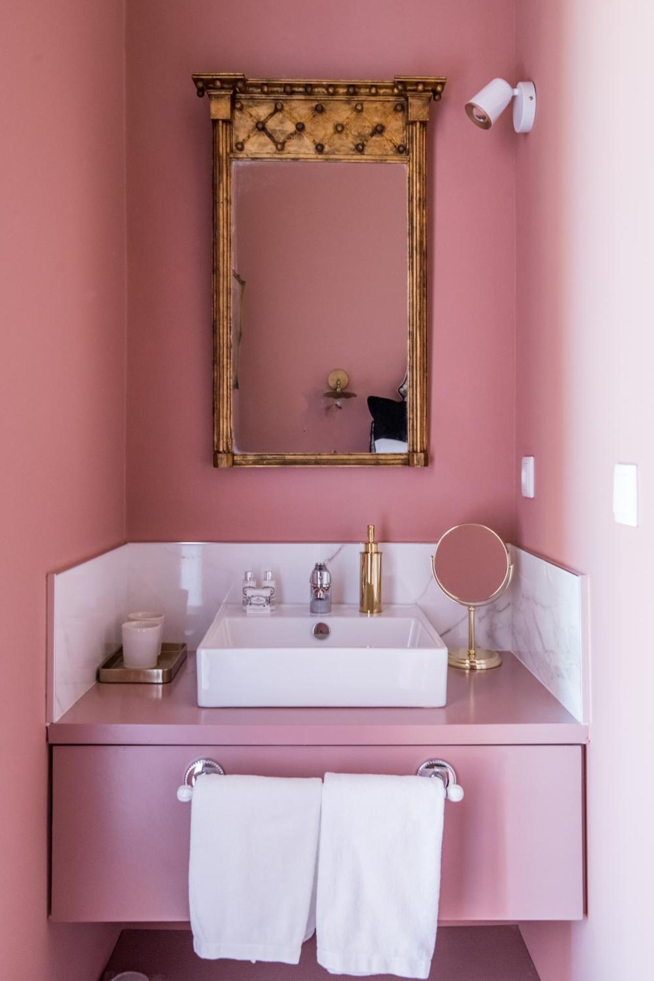 Camelia Boutique House Hotel