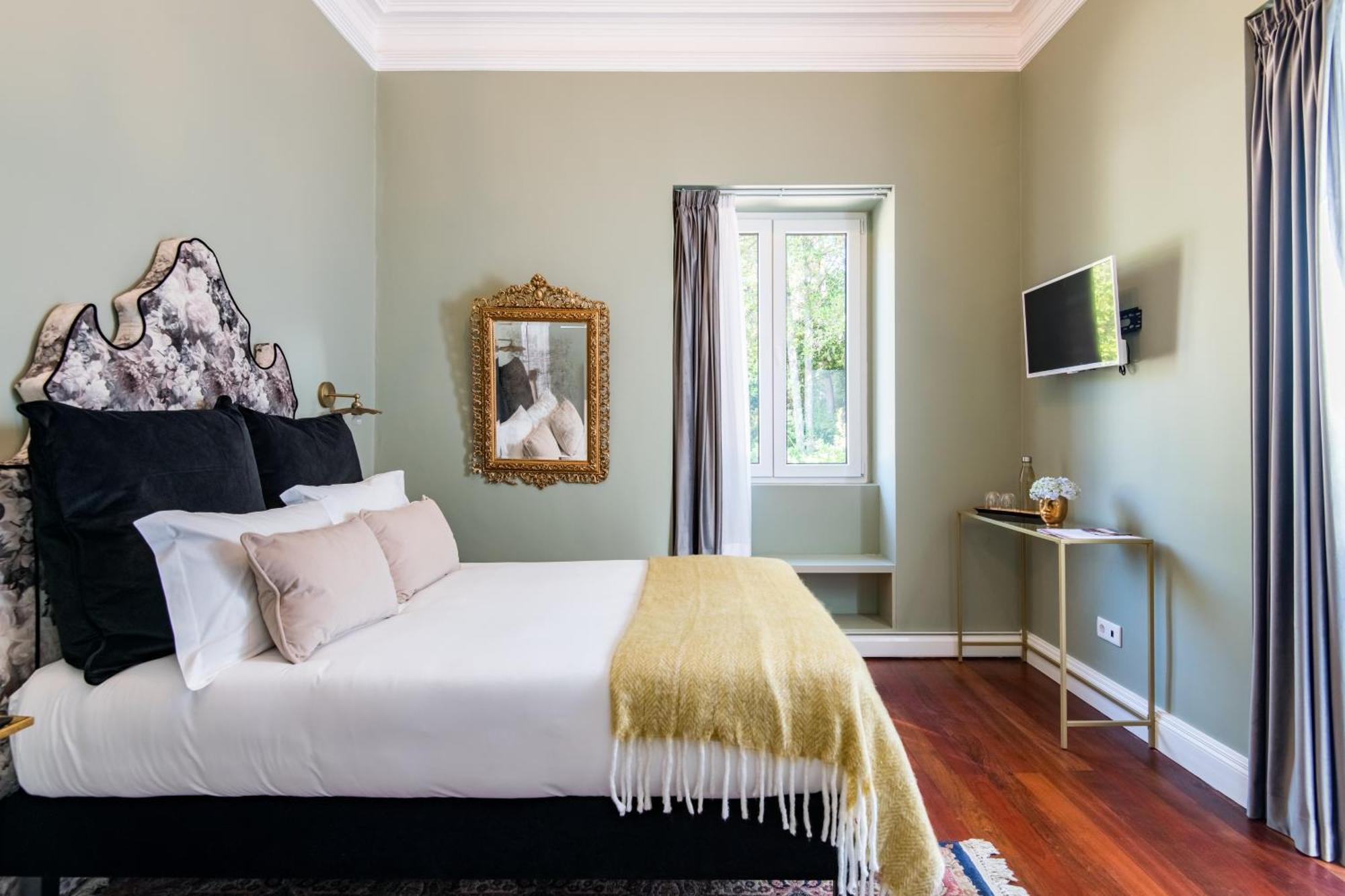 Camelia Boutique House *